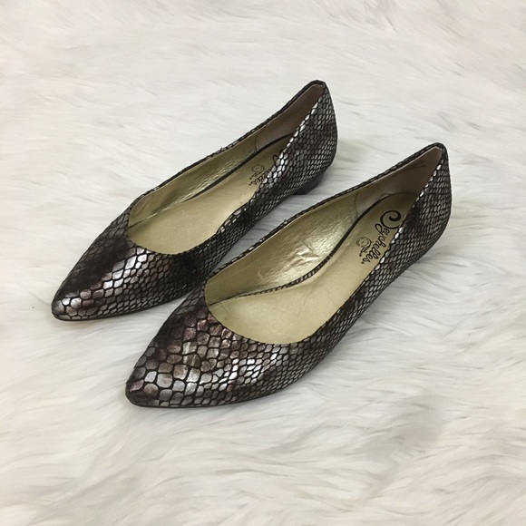Seychelles Shoes - Seychelles snake skin/reptile print flats
